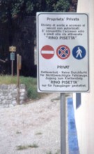 Rino Pisetta: Hinweis an der Tankstelle