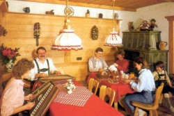 Fr�hst�ckszimmer & Hausmusik bei Reglers